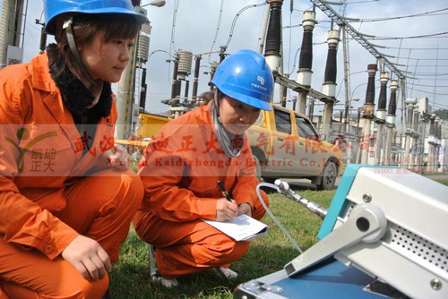 1464174350383587.jpg 气体检漏仪现场图_副本.jpg